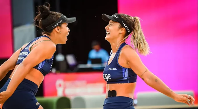 Brasil emplaca cinco duplas nas oitavas do Mundial de vôlei de praia