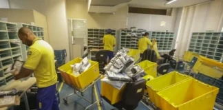 Correios aprovam demissão voluntária e fechamento de agências