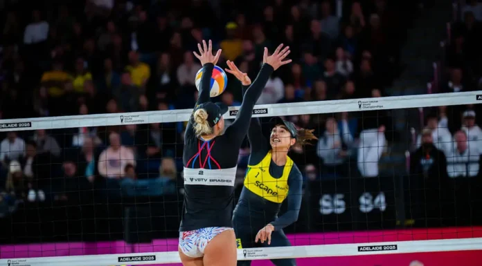 Após revés na semi, Brasil busca bronze no Mundial de vôlei de praia