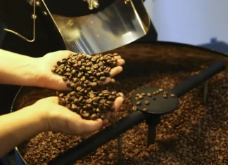 EUA reduzem tarifas para café, laranja, carne bovina e outros produtos