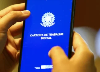 Taxa de desemprego cai para 5,4%, a menor desde 2012