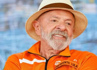 Lula cita feminicídios e cobra luta de homens contra a violência