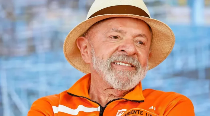 Lula cita feminicídios e cobra luta de homens contra a violência