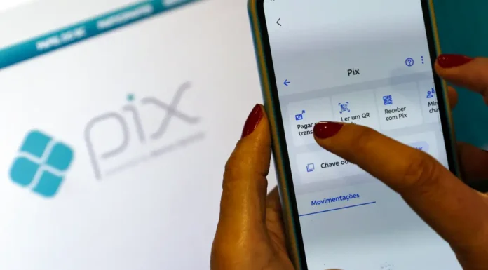 Após adiamentos, Banco Central desiste de regular Pix Parcelado