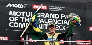 Diogo Moreira conquista Campeonato Mundial de Moto2