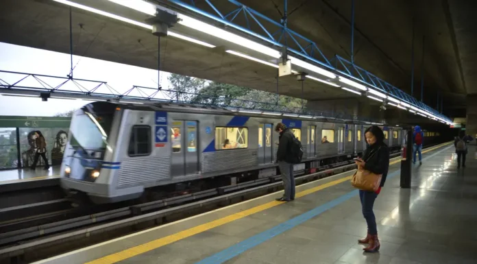 Linhas do Metrô de São Paulo começam a funcionar 24 horas aos sábados