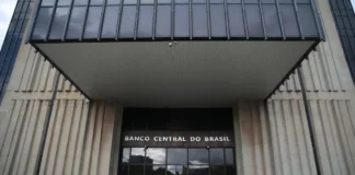 Mercado financeiro eleva projeção do PIB para 2,25% em 2025