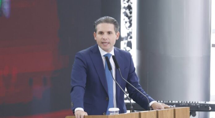 Em evento com empresários, Motta reafirma prioridade da proposta que reduz escala de trabalho Em evento com empresários, Motta reafirma prioridade da proposta que reduz escala de trabalho