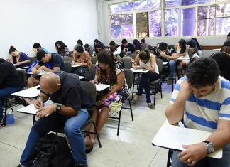 Inep aplica neste domingo provas do Encceja e do Revalida
