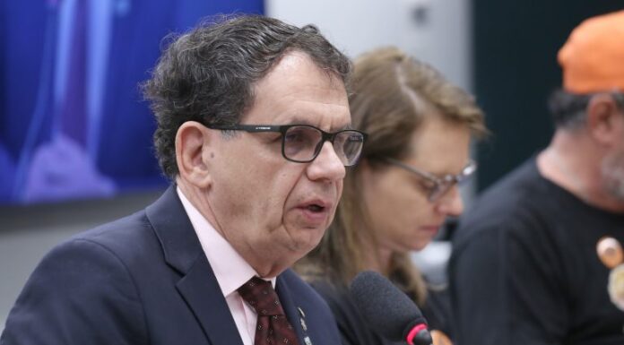 Especialistas apontam preocupações com impacto da IA sobre direitos humanos Especialistas apontam preocupações com impacto da IA sobre direitos humanos
