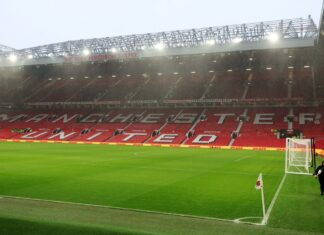 Bilionário britânico vira acionista minoritário do Manchester United