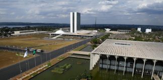 Estudo legislativo aponta para a necessidade de novas reformas para estabilizar a dívida pública Estudo legislativo aponta para a necessidade de novas reformas para estabilizar a dívida pública