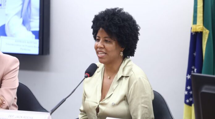 Estudo mostra que mulheres negras são as maiores vítimas de feminicídio no país Estudo mostra que mulheres negras são as maiores vítimas de feminicídio no país
