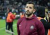 Corinthians Empata com Vitória e Seedorf é Destacado pelo Auxiliar Técnico Auxiliar técnico Léo Porto comandou o Corinthians de forma interina em partida do Campeonato Brasileiro contra o Vitória
