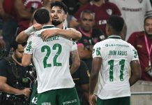 Palmeiras vence Fluminense por 2 a 1 no Maracanã na semifinal da Libertadores Jogadores do Palmeiras celebram durante jogo da semifinal da Copa Libertadores contra o Fluminense no estádio do Maracanã, Rio de Janeiro.