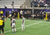 Evento de Influenciadores em Osasco arrecada 230 kg de alimentos para Fundo Social Disputa de jogo de futebol com influenciadores digitais em campo, com árbitro e equipes, em evento realizado no Ginásio José Liberatti, Osasco.