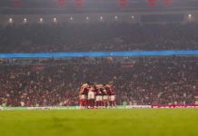 Flamengo encara clássico contra Vasco com foco em manter liderança do Brasileirão Jogadores do Flamengo em partida contra Atlético-MG pela Série A do Brasileirão
