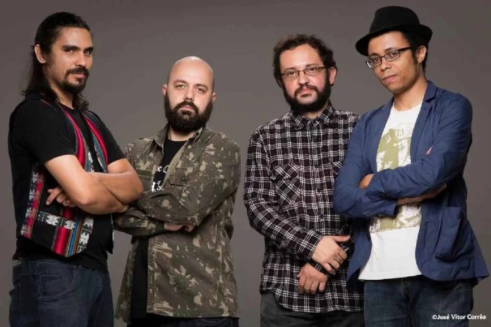 Integrantes da banda Monte Castelo, que apresenta tributo à Legião Urbana