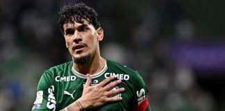 Gustavo Gómez busca novo recorde e terceira final de Libertadores pelo Palmeiras Gustavo Gómez, zagueiro e capitão do Palmeiras, em ação durante partida de futebol.