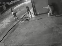 Laudo indica que jovem baleado pela PM em Moema foi atingido por 12 tiros Cena noturna em Moema onde o jovem Gustavo Munis de Santana foi baleado por policiais militares durante abordagem.
