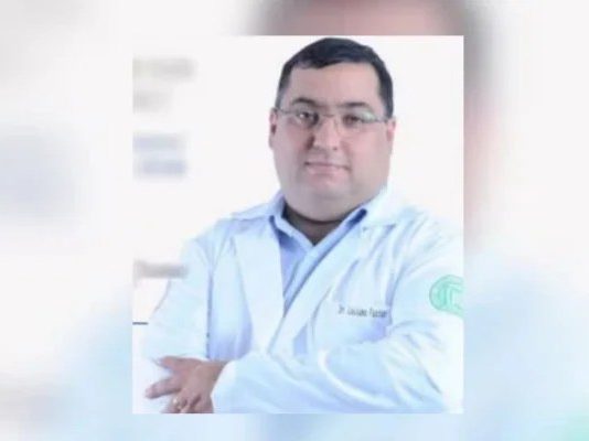 Médico em surto com arsenal e símbolo nazista morre após confronto com Polícia Militar em Catanduva Fotografia do médico Luciano Lopes Pastor, envolvido em confronto com a Polícia Militar em Catanduva, São Paulo.