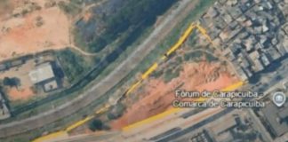 Prefeitura de Carapicuíba abre leilão para venda de terreno avaliado em mais de R$ 11 milhões Imagem aérea mostra o terreno da Prefeitura de Carapicuíba, localizado em frente ao Fórum, disponível para leilão com lance inicial superior a R$ 11 milhões.