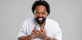 Xande de Pilares se apresenta em Osasco em novembro, anuncia Sesc Xande de Pilares em foto de divulgação para o show em Osasco