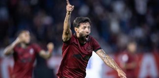 Red Bull Bragantino supera Cruzeiro por 4 a 2 em partida da 30ª rodada do Brasileirão Jogador do Red Bull Bragantino comemora gol durante partida contra o Cruzeiro no Campeonato Brasileiro de 2026.