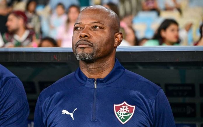 Técnico Marcão define escalação do Fluminense para jogo contra Palmeiras na semifinal da Libertadores