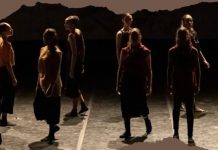 Espetáculo de dança ‘De Volta à Casa’ será apresentado na Praça das Artes de Barueri Imagem do espetáculo de dança 'De Volta à Casa', apresentado pela companhia Núcleo de Dança de Barueri.