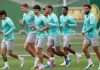 Palmeiras inicia preparação para semifinal da Libertadores com preocupação sobre Sosa Elenco do Palmeiras durante treinamento na Academia de Futebol