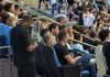 Empresário Marcos Lamacchia acompanha semifinal da Sul-Americana no Maracanã Público acompanhado em arquibancada do Maracanã durante a semifinal da Copa Sul-Americana entre Vasco e Boca Juniors, com destaque para o empresário Marcos Lamacchia na parte frontal da imagem, conforme relato da fonte.