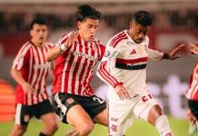 Flamengo Empata com Estudiantes na Argentina e Decide Vaga para Final da Libertadores no Maracanã Momentos da partida entre Estudiantes e Flamengo realizada no Estádio Jorge Luis Hirschi, La Plata.