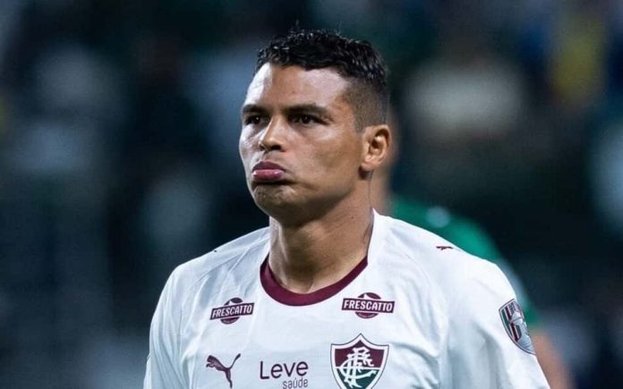 Thiago Silva em ação na partida da semifinal da Libertadores entre Fluminense e Palmeiras em 21 de junho de 2026