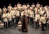 Barueri recebe concerto sinfônico em homenagem a John Williams neste domingo Orquestra SP Pop's Symphonic posa para fotografia oficial do concerto tributo a John Williams, apresentado no Centro de Eventos de Barueri em 18 de outubro de 2026.
