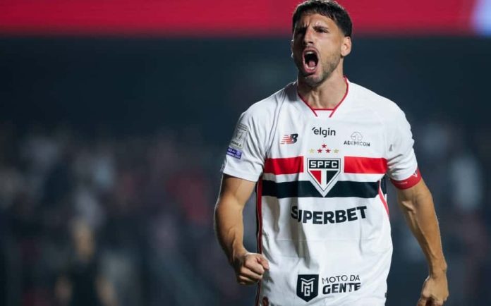 expresso-f0cbadbb8680e98132604951 Calleri comemora gol da vitória do São Paulo sobre o Vitória pelo Campeonato Brasileiro no Morumbi.