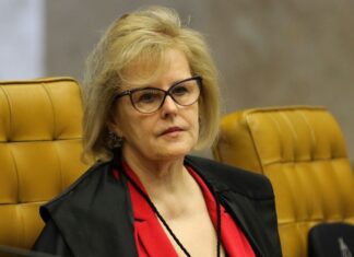 Ministra do STF dá 10 dias para presidente explicar indulto a Silveira