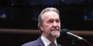 Federação PT-PCdoB-PV anuncia apoio à reeleição de Motta para presidente da Câmara Federação PT-PCdoB-PV anuncia apoio à reeleição de Motta para presidente da Câmara