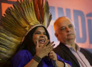 Ministra diz que exploração de petróleo na Amazônia preocupa indígenas