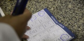 Câmara de SP vai cortar ponto de servidores sem comprovante de vacina