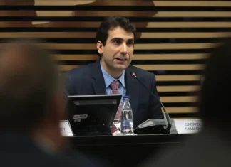 Brasil deve sofrer menos que outros países com tarifas, diz Galípolo