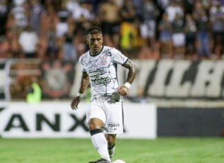 Paulinho decide e garante vitória do Corinthians no Paulista