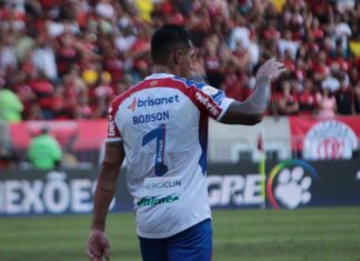 Fortaleza bate Fla no Maracanã e conquista 1ª vitória no Brasileiro