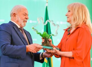 No Uruguai, Lula defende maior presença de mulheres na política