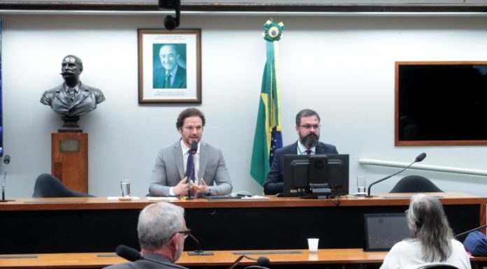 Fred Costa é eleito presidente na Comissão de Legislação Participativa Fred Costa é eleito presidente na Comissão de Legislação Participativa