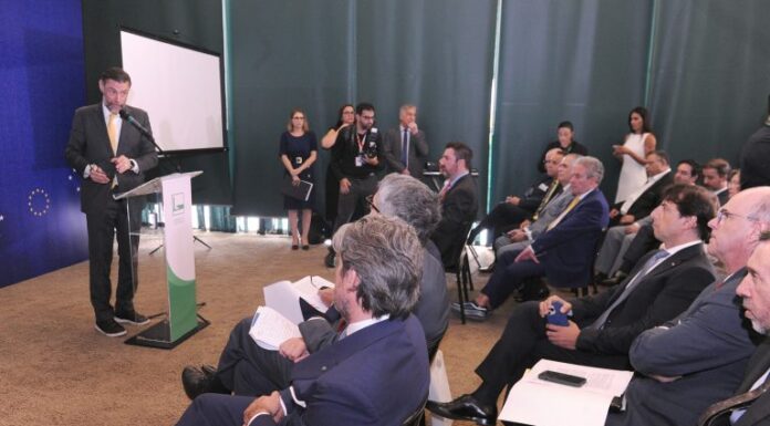 Frente Parlamentar Mista vai acompanhar execução do acordo entre Mercosul e União Europeia Frente Parlamentar Mista vai acompanhar execução do acordo entre Mercosul e União Europeia
