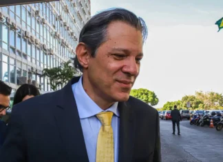 Haddad nega que Centrão tenha pedido saída de assessor especial