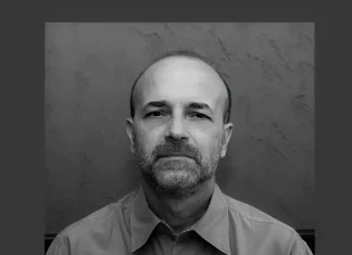 Fatos muito graves e aposta no caos, avalia historiador sobre golpe