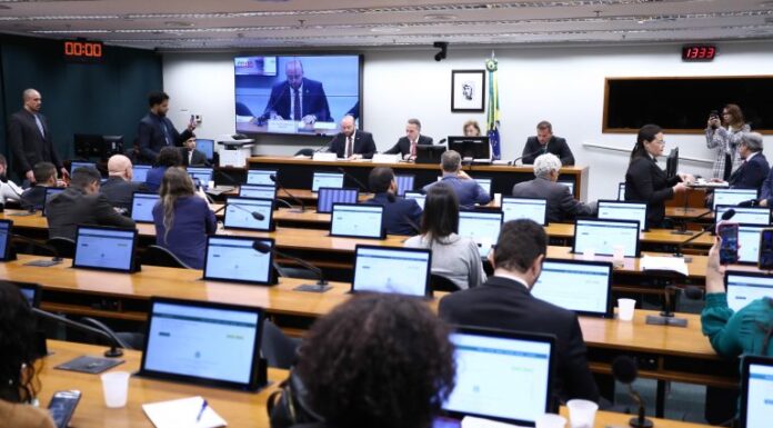 Hugo Motta envia 20 representações contra 11 deputados ao Conselho de Ética Hugo Motta envia 20 representações contra 11 deputados ao Conselho de Ética