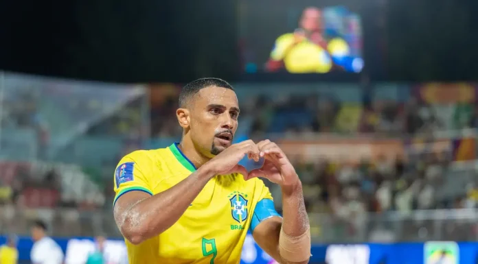 Brasil estreia com vitória no Mundial de Beach Soccer
